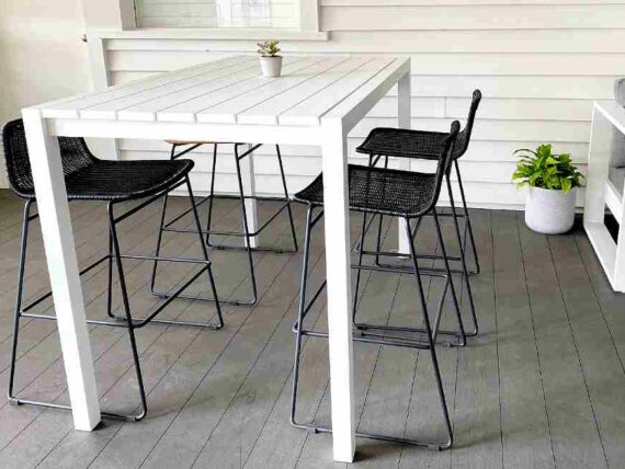 1.4m outdoor bar table and black rakino bar chairs
