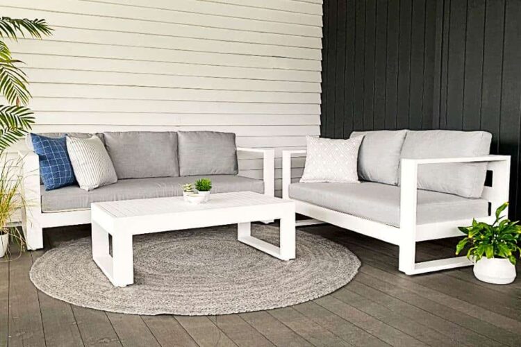 white outdoor set 3 plus 2 plus coffee table top quality