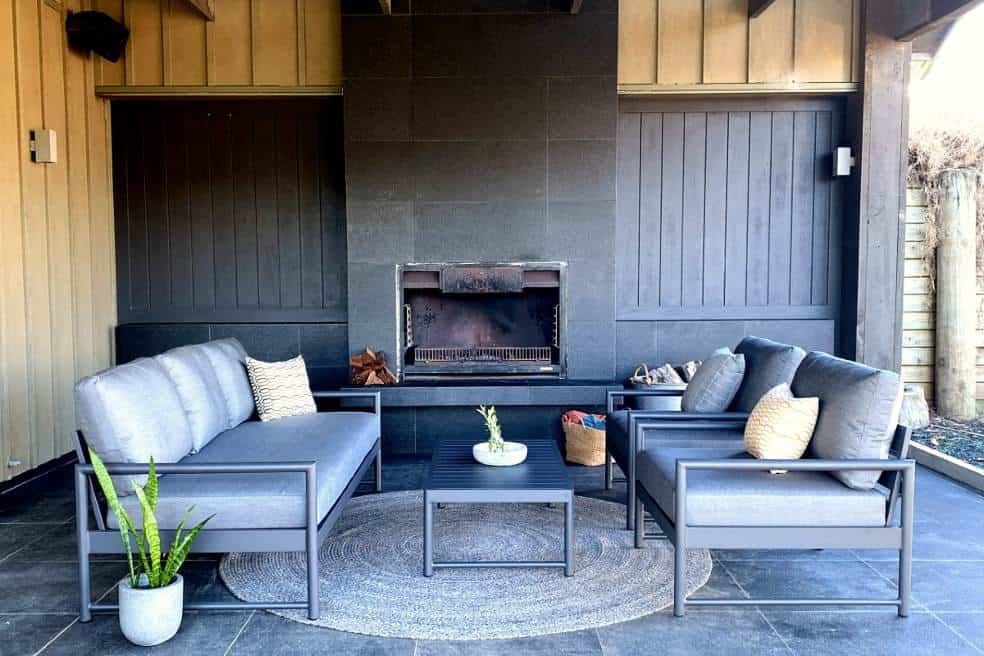 modern outdoor furniture set