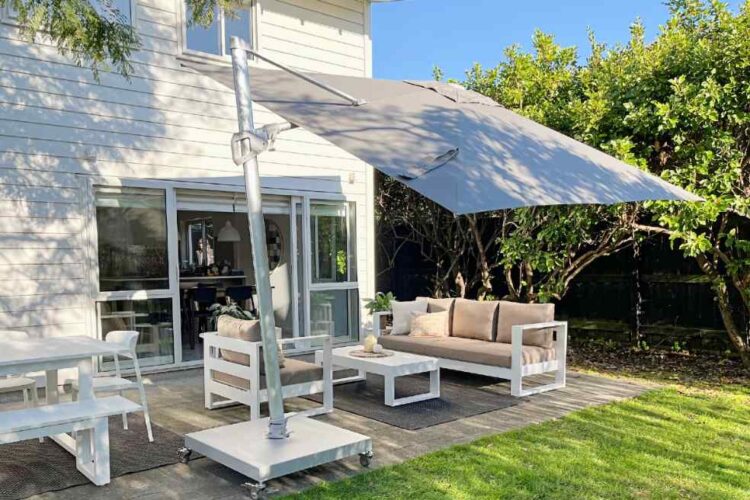 best outdoor cantilever umbrellas sunbrella auckland