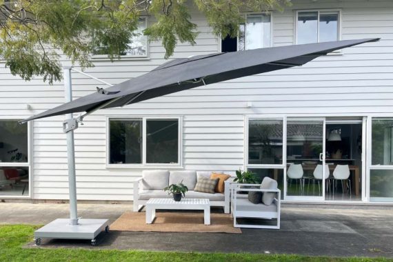 Large 3.5 x 3.5 Sunbrella Cantilever Umbrella nz
