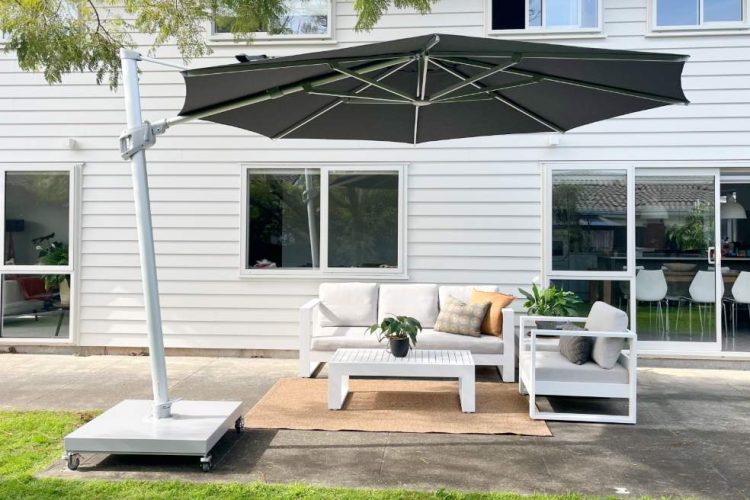 best value large octagonal cantilever umbrella nz
