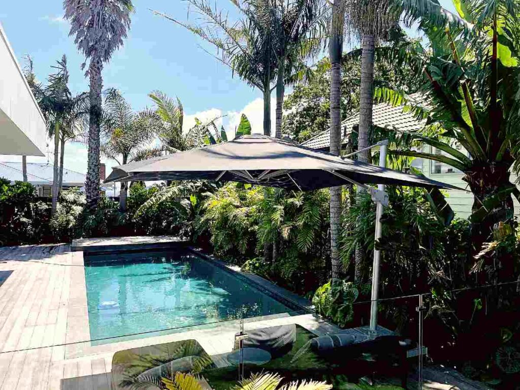 why are prices to different for cantilever umbrellas