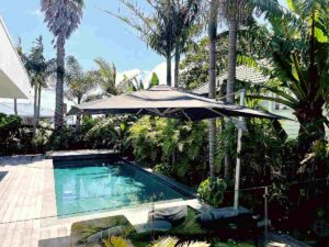 why are prices to different for cantilever umbrellas