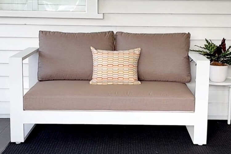 Bask outdoor 2 seater premium outdoor fabric Agora Coco