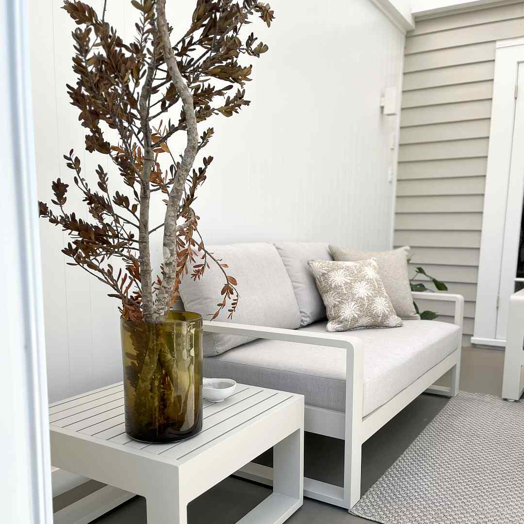 benefits of aluminium outdoor furniture
