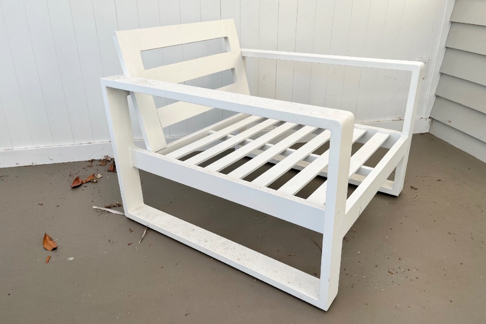 my outdoor chair frame pre clean