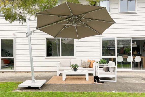 best value round sunbrella cantilever umbrella akl