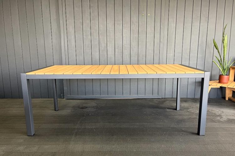 teak top outdoor dining table nz